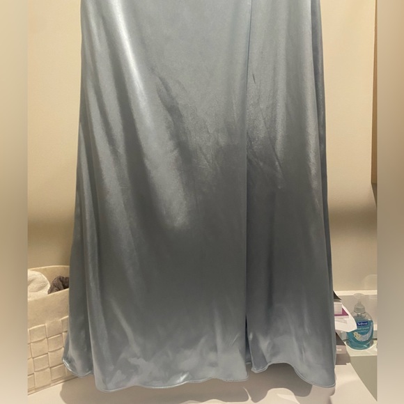 TALL CHARMEUSE ONE SHOULDER BRIDESMAID DRESS DUSTY BLUE size 4 - Picture 5 of 5